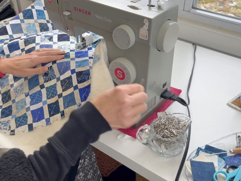 removing pins as i quilt