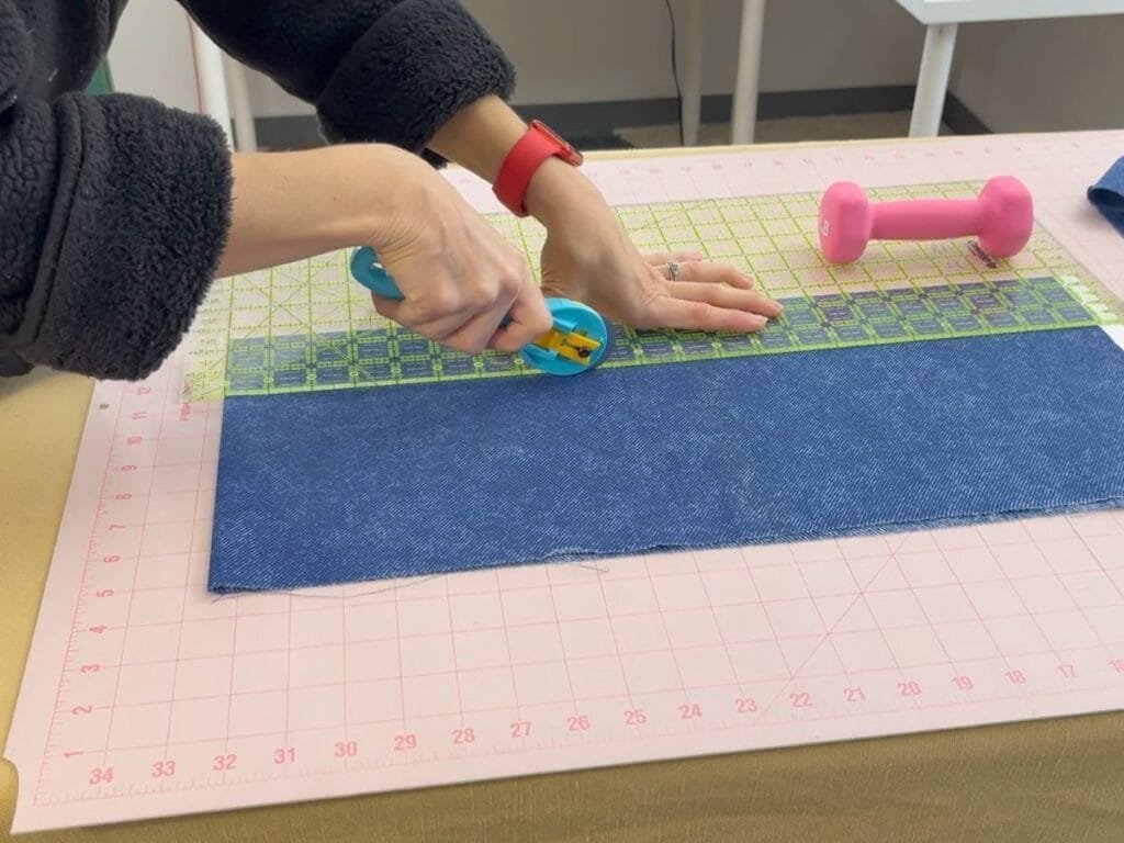 Cutting binding strips for a quilted table runner using OLFA rotary cutter